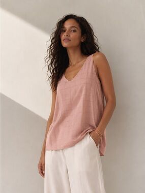 RW&Co Blush Pink Sleeveless Blouse | Windowpane Print | Size